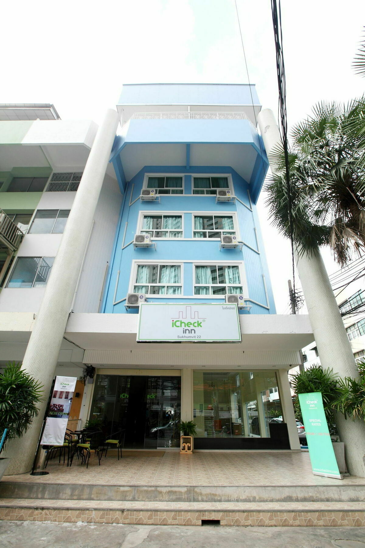 Icheck Inn Sukhumvit 22 Бангкок Екстер'єр фото